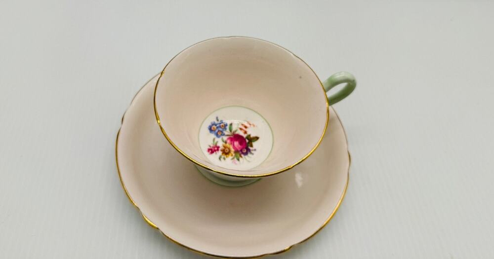 Vintage Copeland Grosvenor England Mint Floral Gold Rim Teacup & Saucer